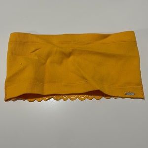 Yellow Hollister top